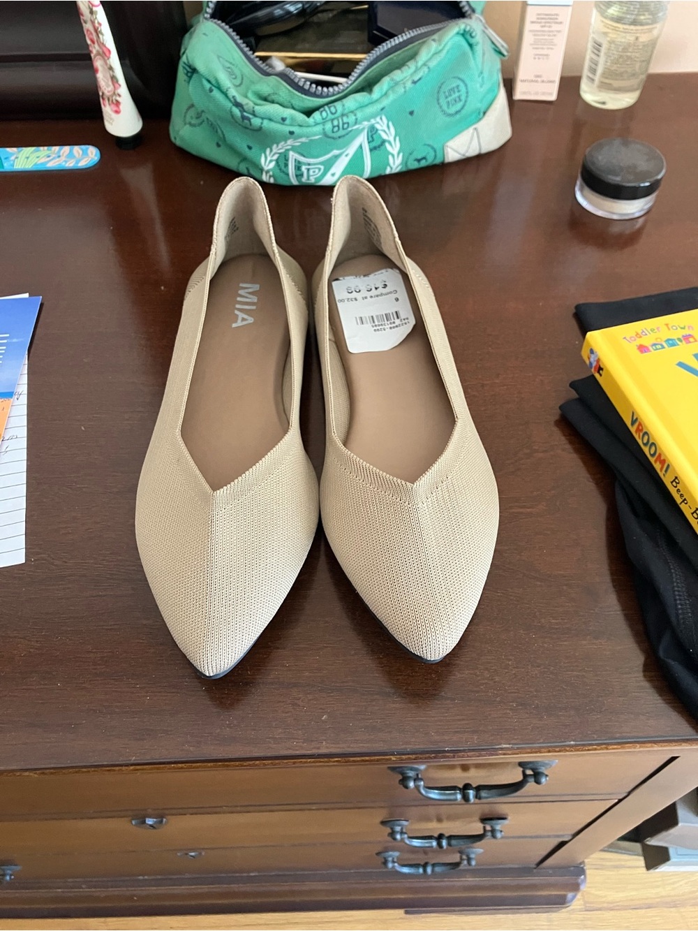 MIA Kerri Pointed Toe Flat